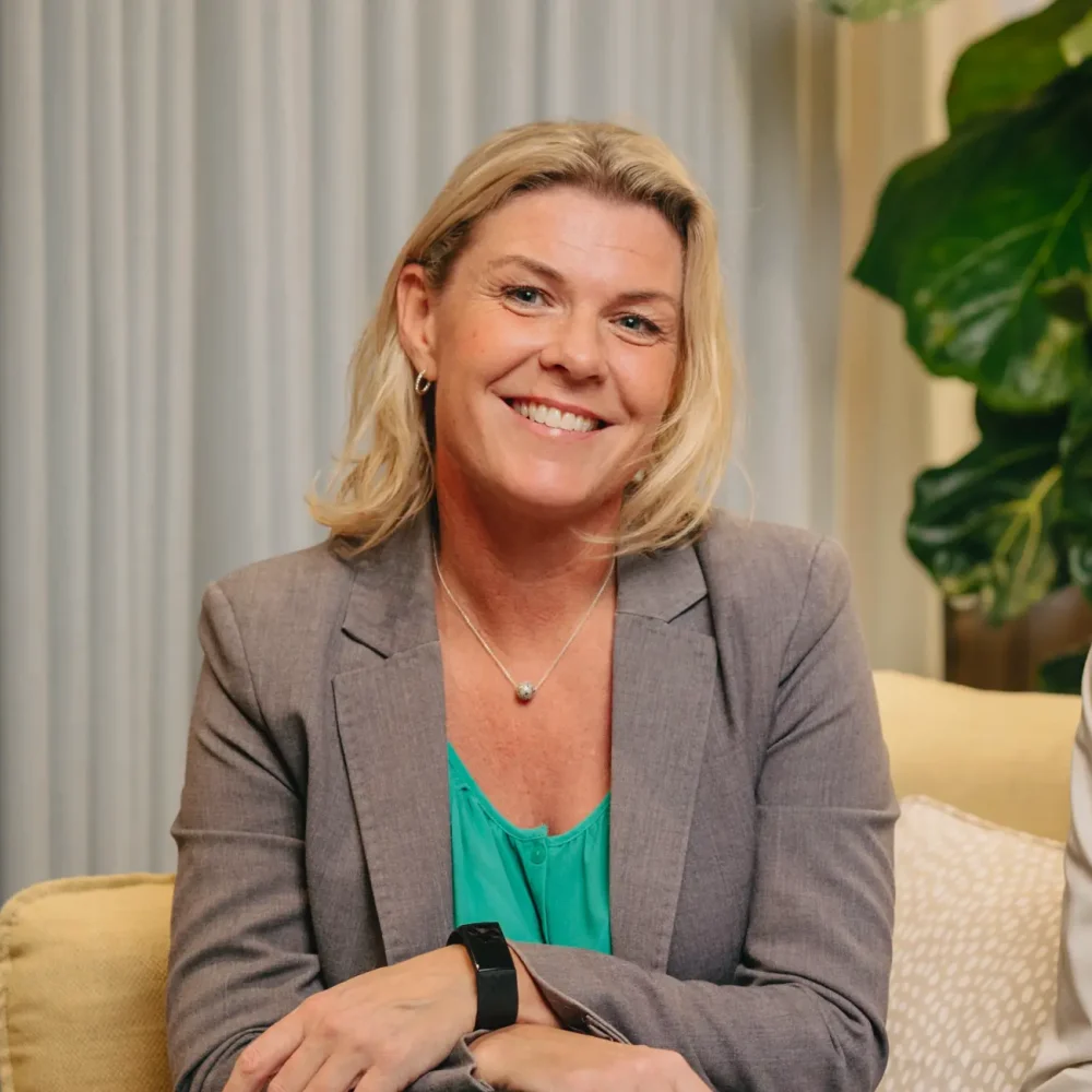 half-image-arendra-2