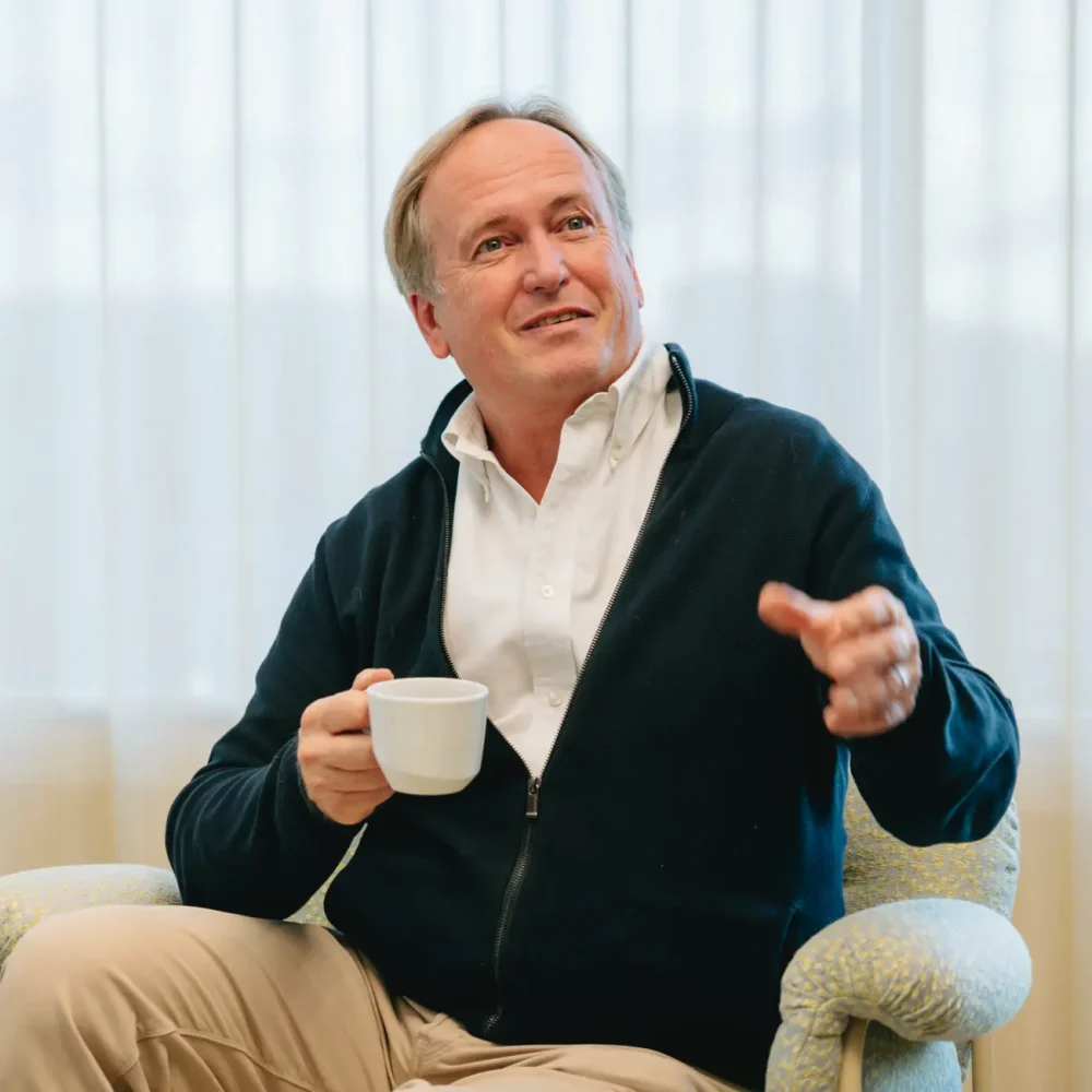 half-image-arendra-3