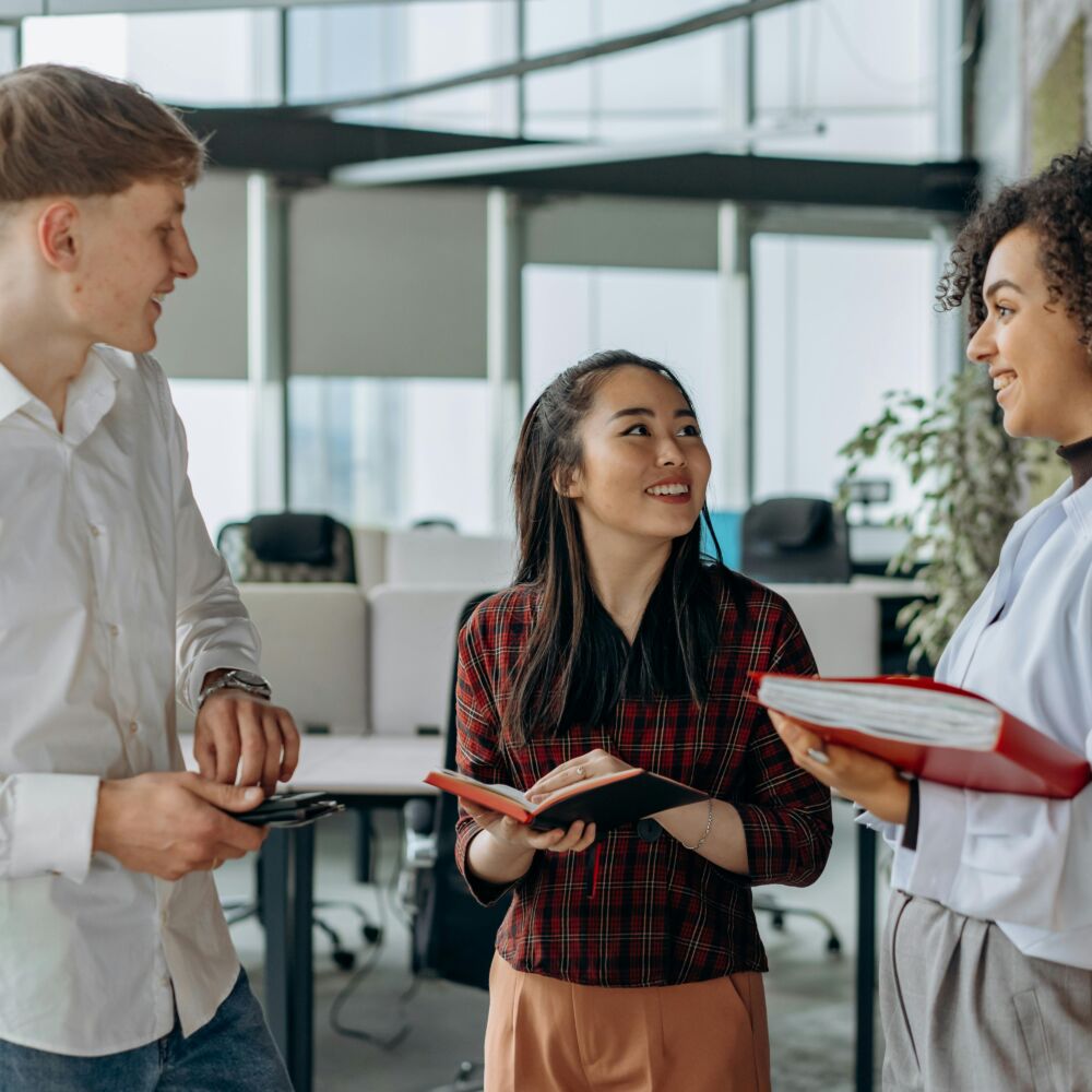 pexels-mikhail-nilov-8297440